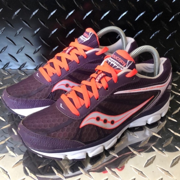 saucony mayhem womens